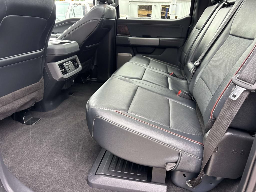 Used 2024 Ford F250 Lariat w/ Lariat Ultimate Package AWD/4WD image 15