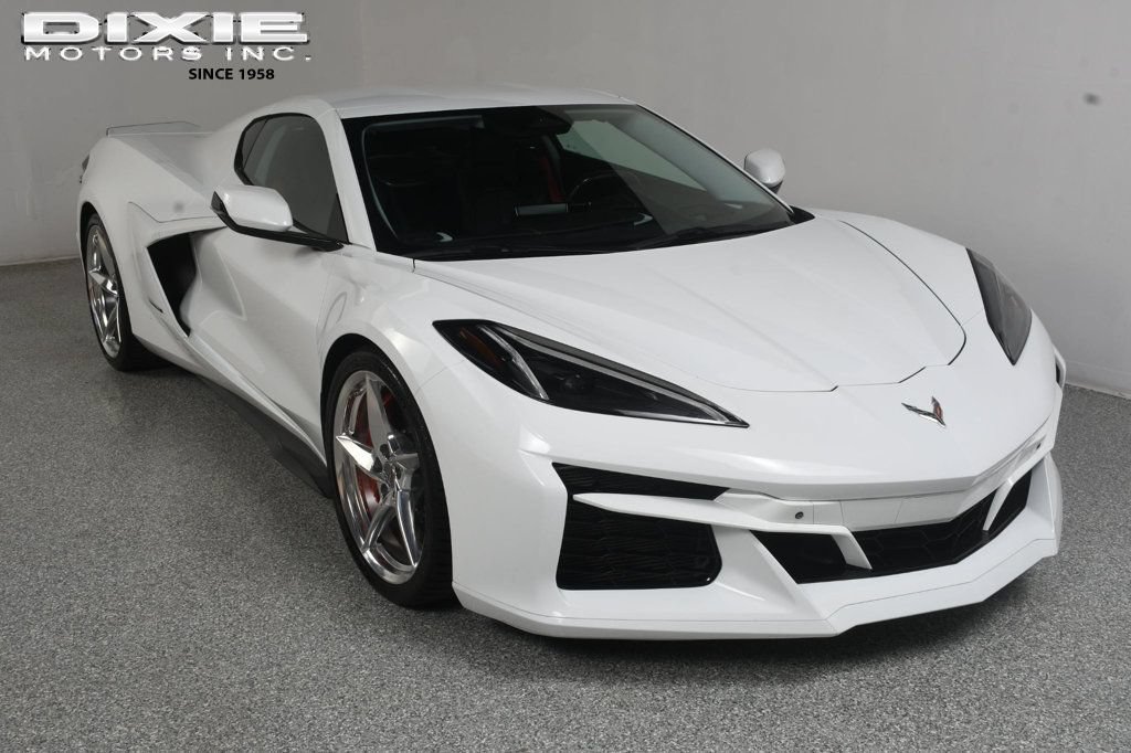 Used 2024 Chevrolet Corvette E-Ray w/ Chrome Exterior Badge Package AWD/4WD image 1