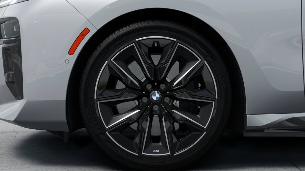 Used 2026 BMW i7 eDrive50 w/ M Sport Package RWD image 35