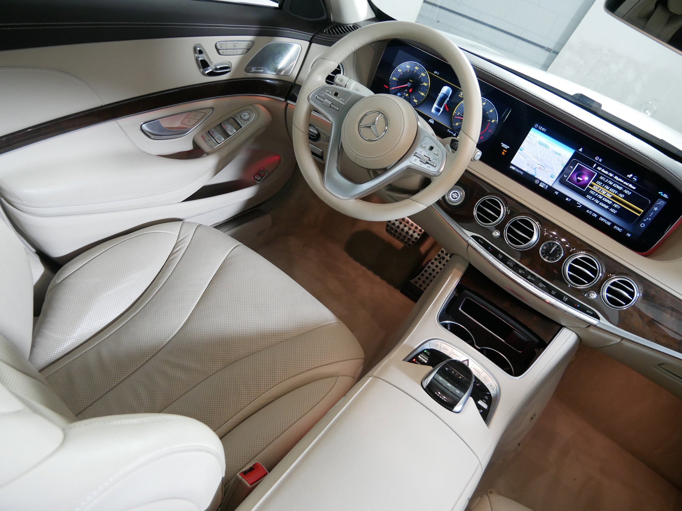 Used 2019 Mercedes-Benz S 450 Sedan image 9