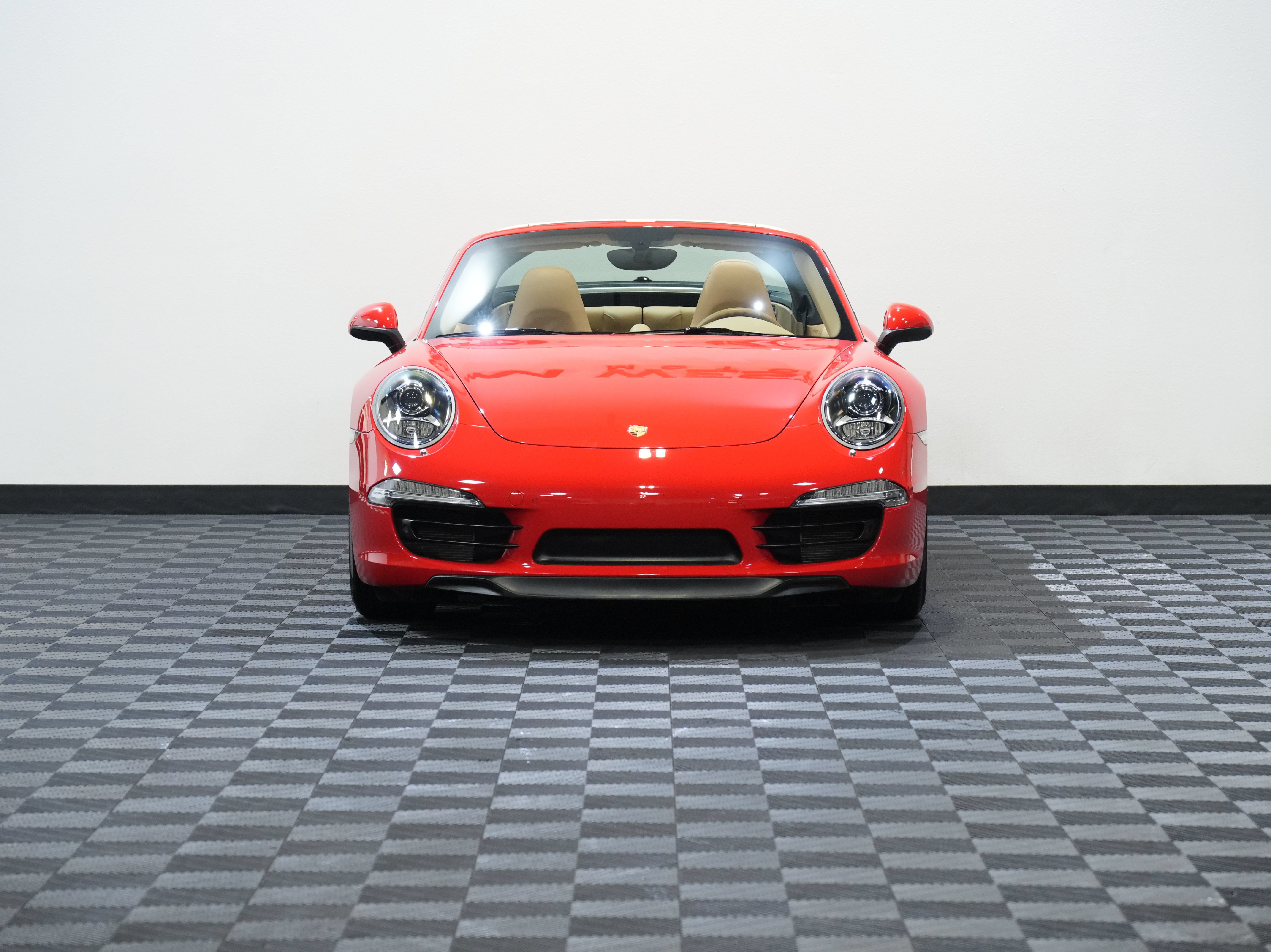 Used 2014 Porsche 911 Targa 4S AWD/4WD image 4
