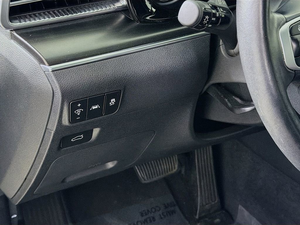 Used 2024 Kia K5 GT w/ GT1 Package image 12