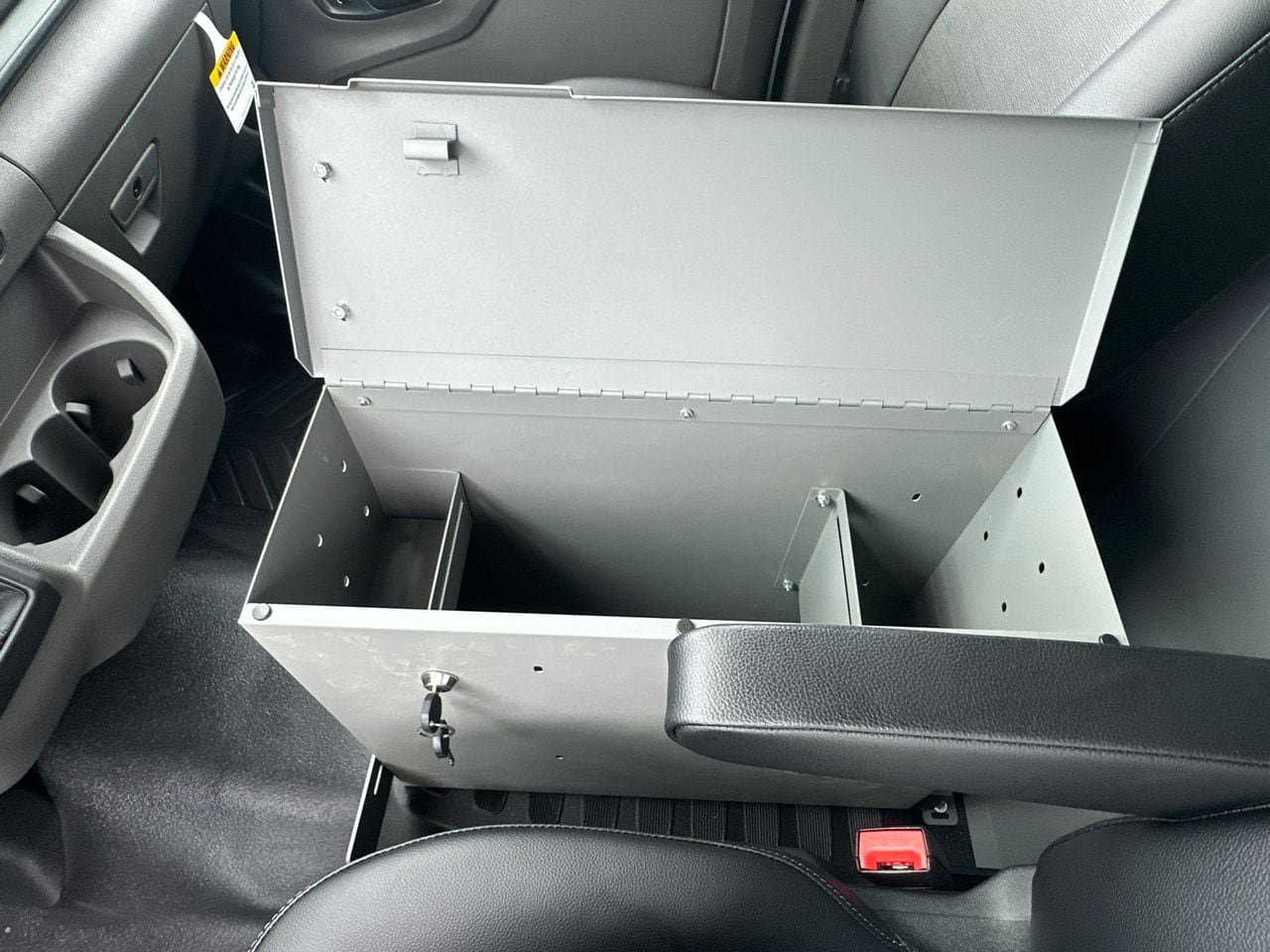 New 2026 Ford Transit 250 148 Medium Roof w/ Load Area Protection Package RWD image 31