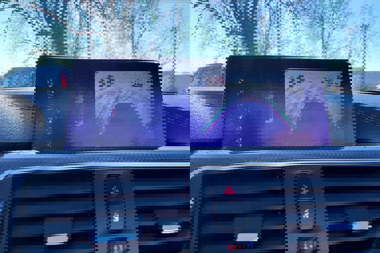 Used 2018 BMW M4 Convertible w/ Competition Package image 27