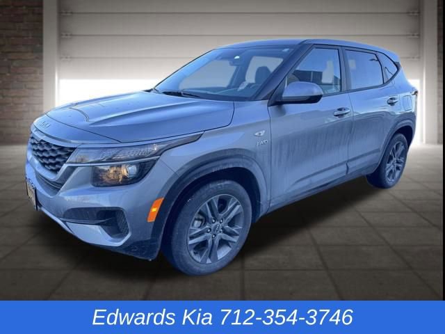 Used 2023 Kia Seltos LX