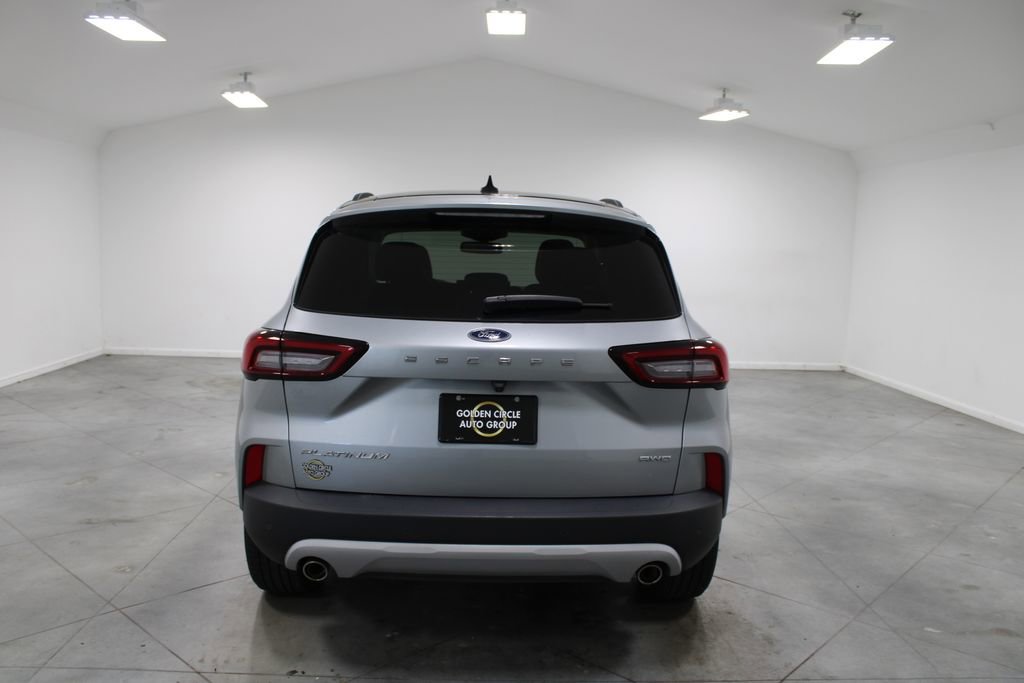 Used 2023 Ford Escape Platinum AWD/4WD image 8