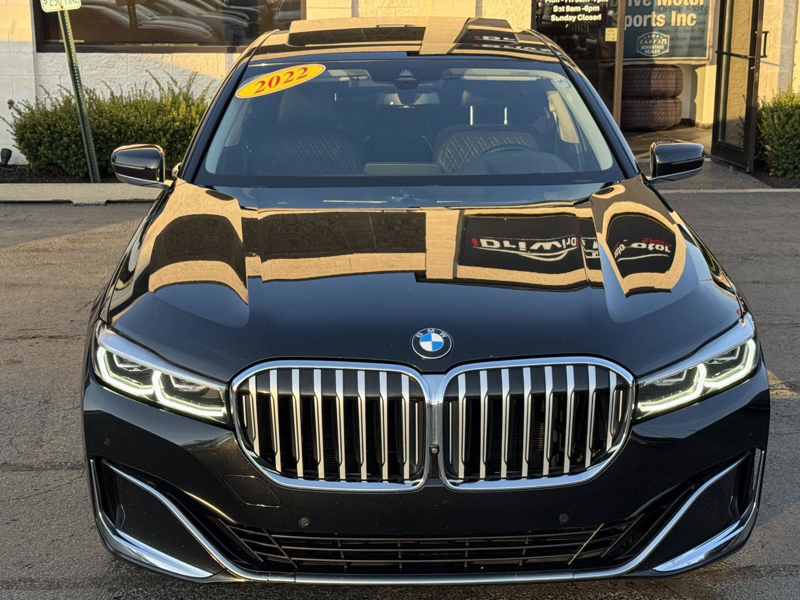Used 2022 BMW 740i xDrive w/ Premium Package AWD/4WD image 15