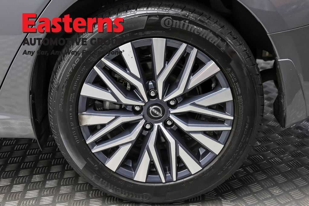 Used 2024 Nissan Altima 2.5 SV w/ SV Premium Package AWD/4WD image 8