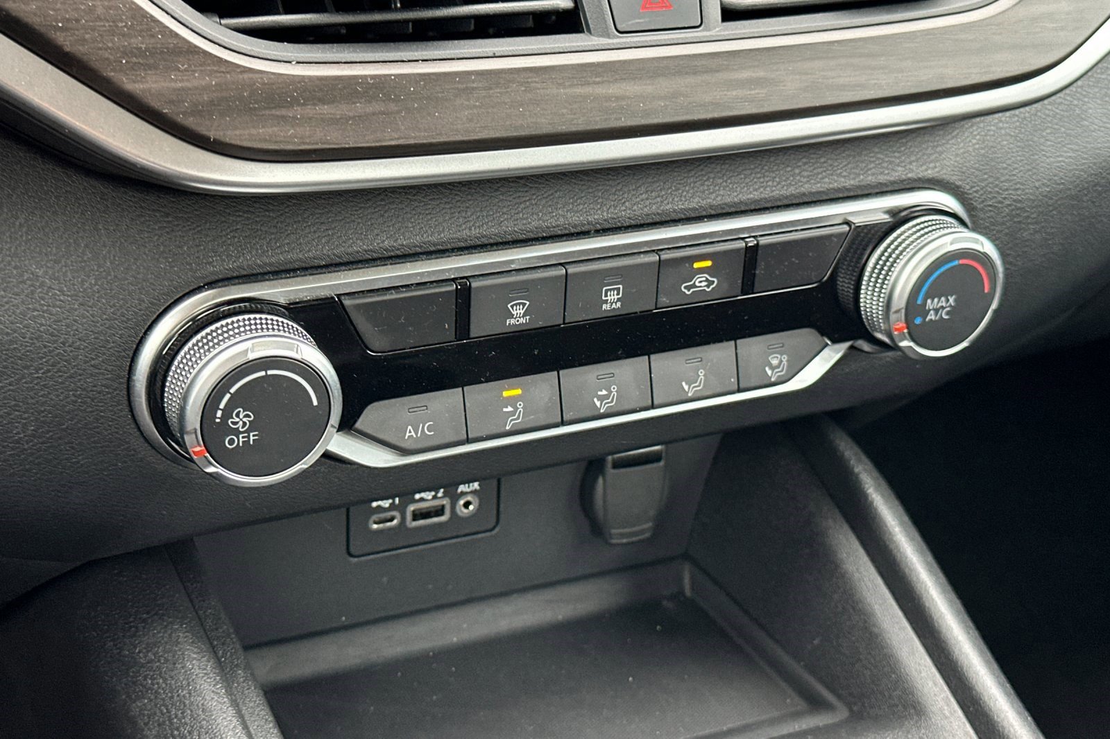 Used 2025 Nissan Altima 2.5 SV image 21