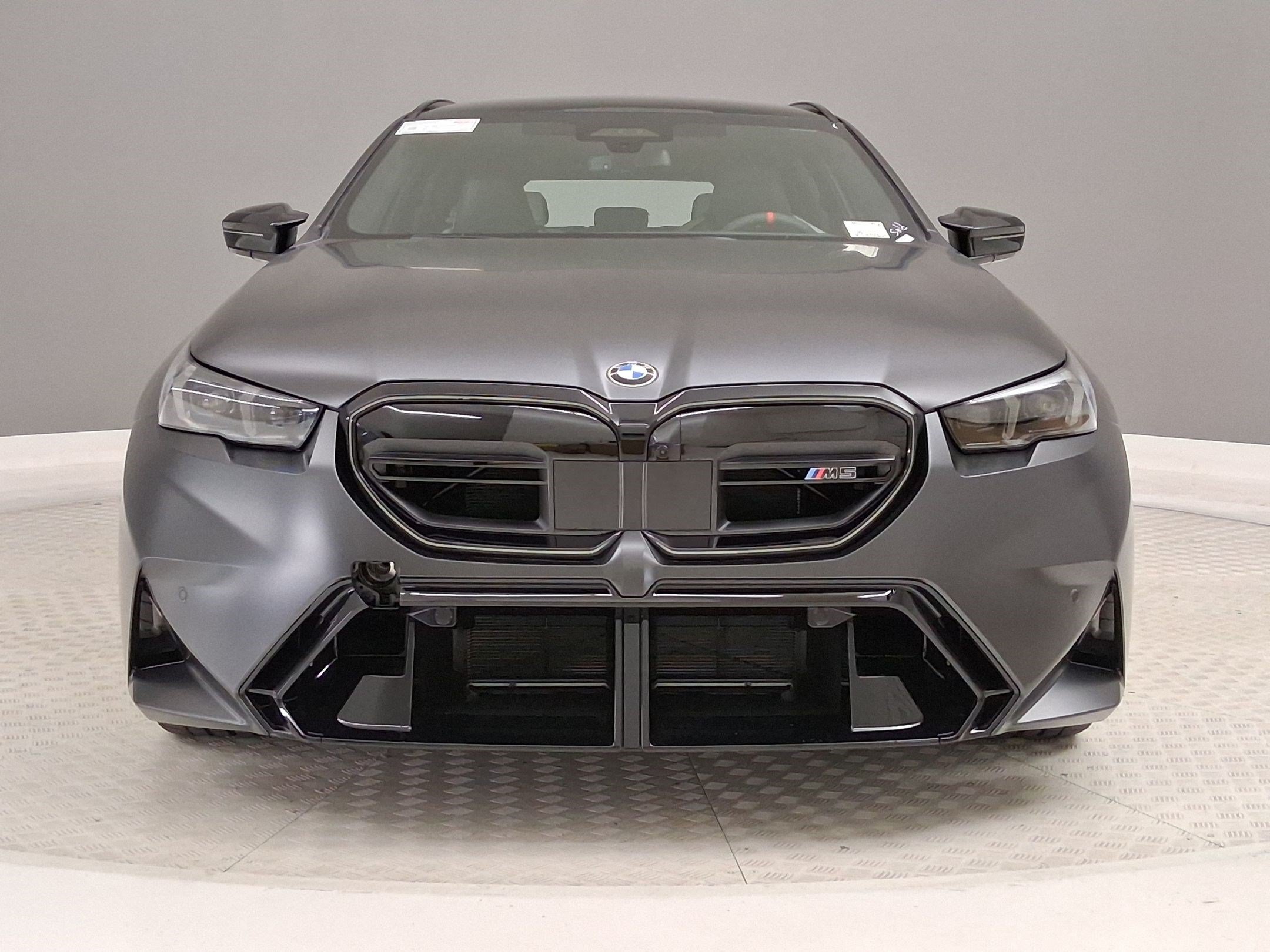 New 2027 BMW M5 Touring AWD/4WD image 4