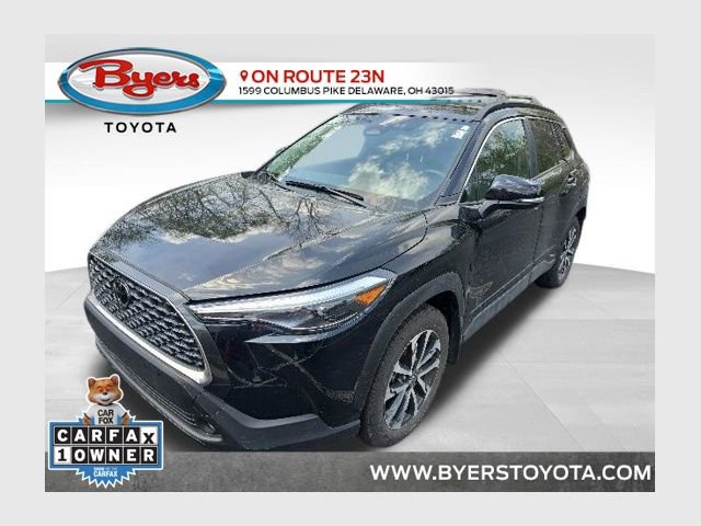 Used 2024 Toyota Corolla Cross XLE AWD/4WD image 1