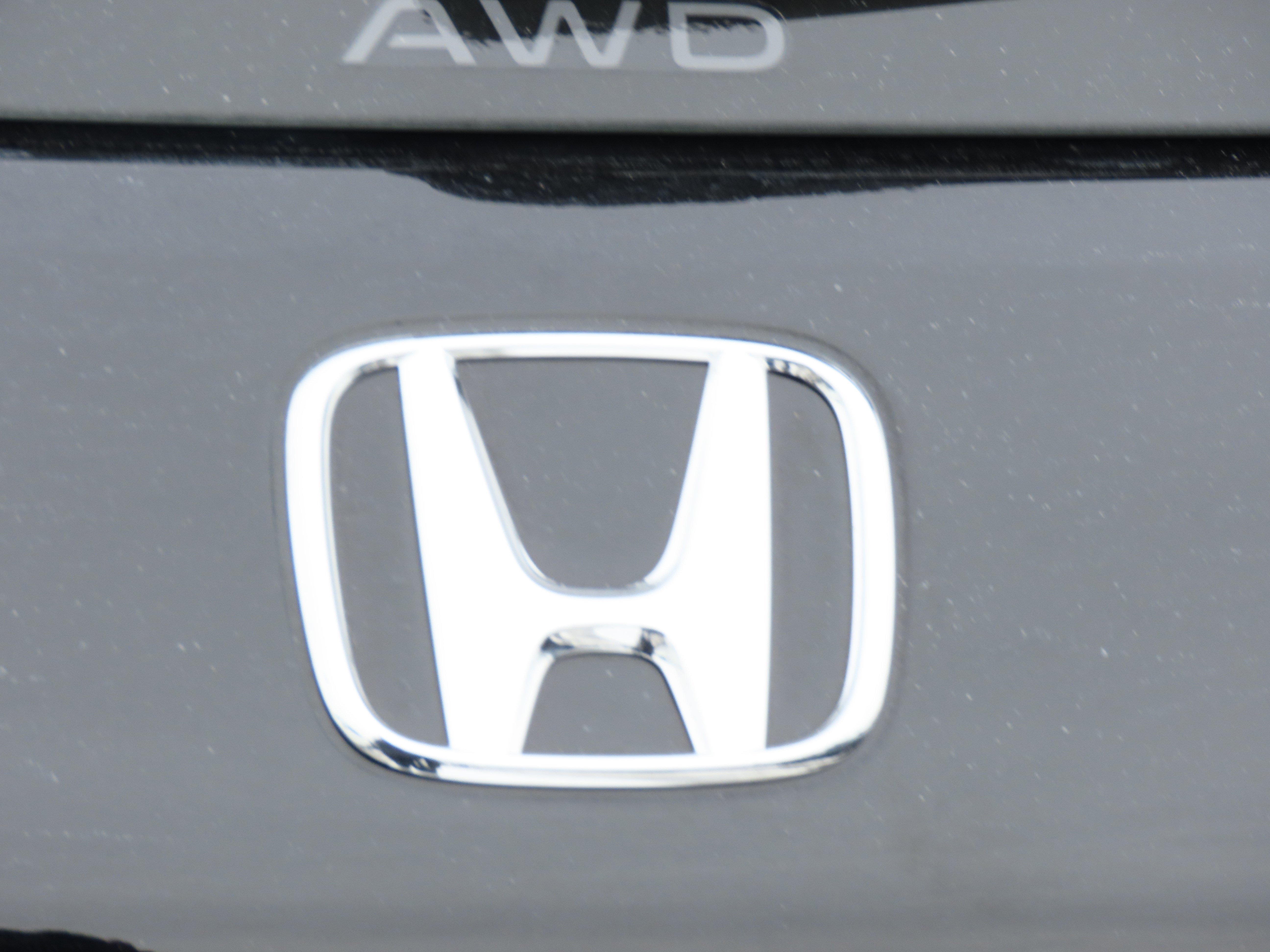 Used 2025 Honda HR-V LX image 16
