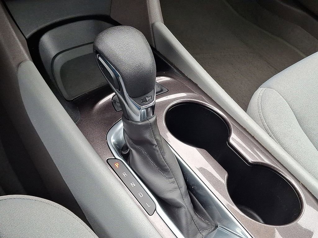 Used 2022 Chevrolet Malibu LS image 17