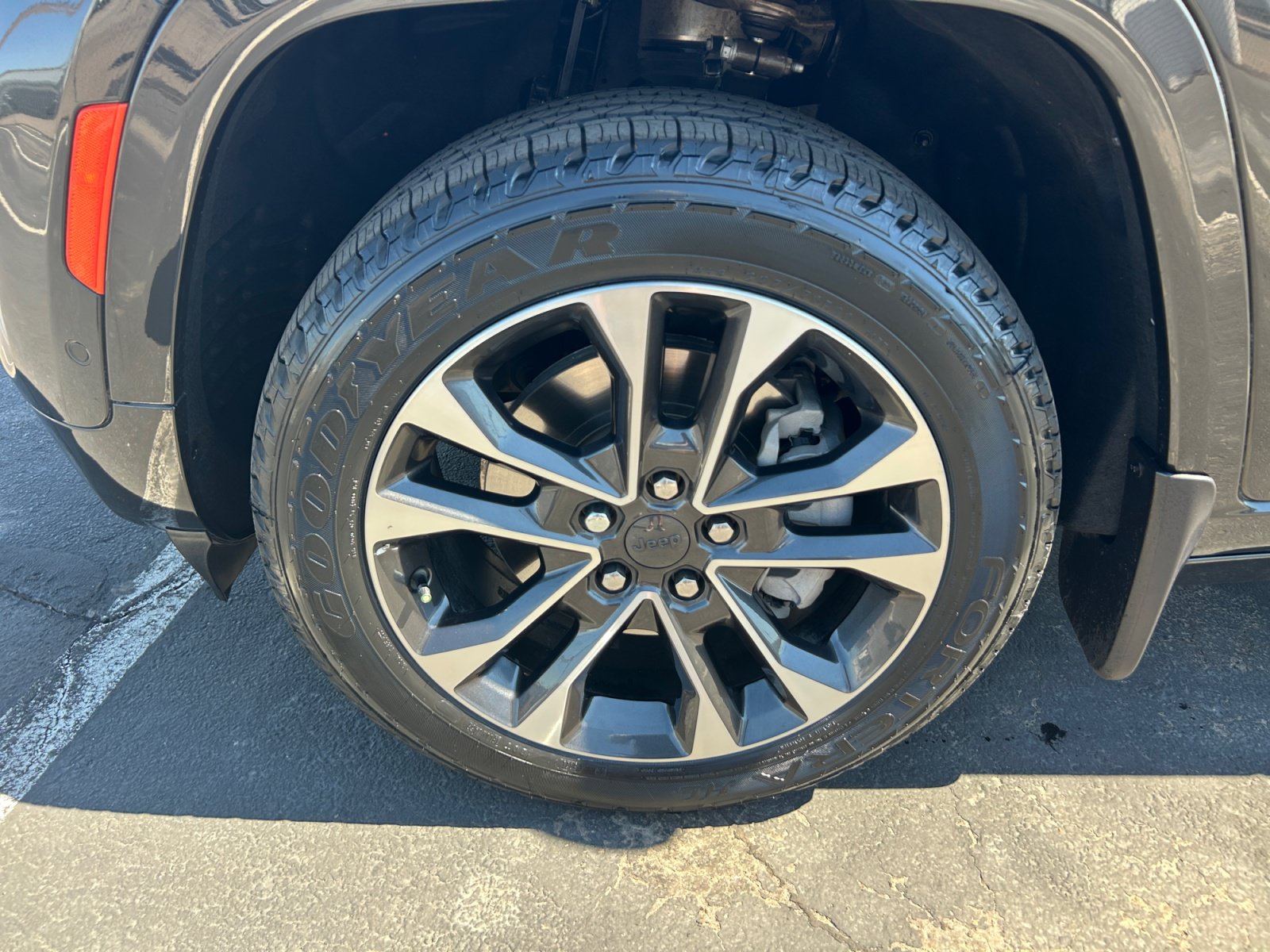 Used 2022 Jeep Grand Cherokee L Overland AWD/4WD image 25