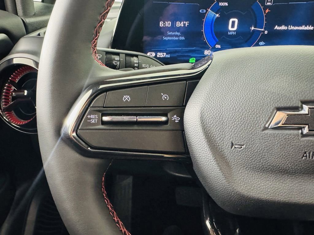 Used 2025 Chevrolet Equinox EV RS image 11