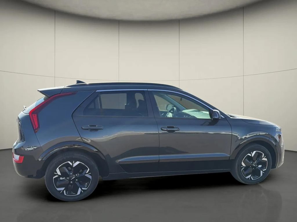 Used 2023 Kia Niro Wind FWD image 8