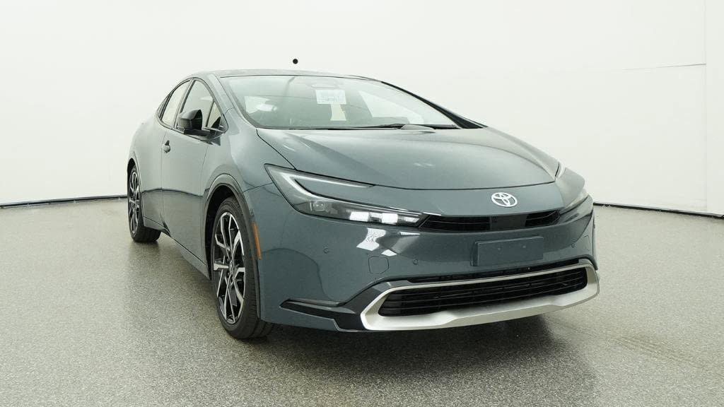 New 2026 Toyota Prius Plug-In Hybrid FWD image 30
