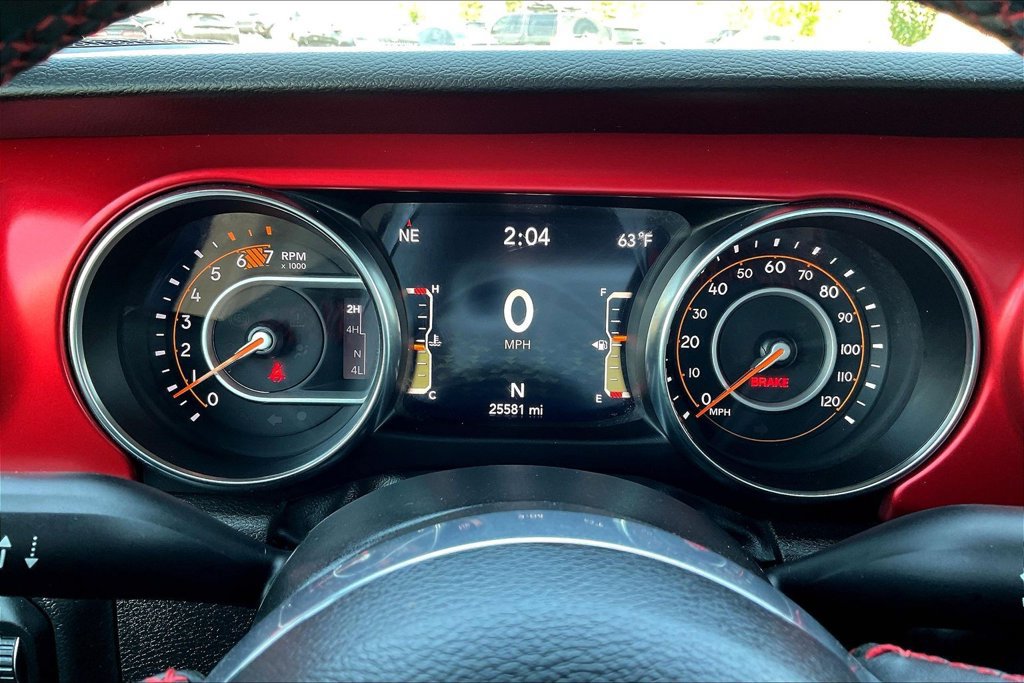 Used 2023 Jeep Wrangler Rubicon w/ Cold Weather Group AWD/4WD image 13