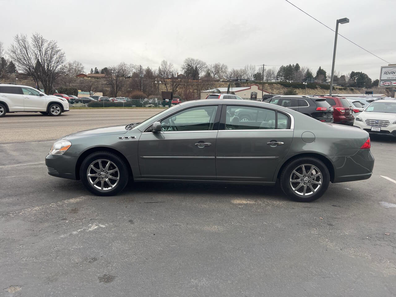 Used 2007 Buick Lucerne CXL image 5