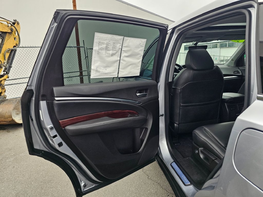 Used 2016 Acura MDX SH-AWD image 15
