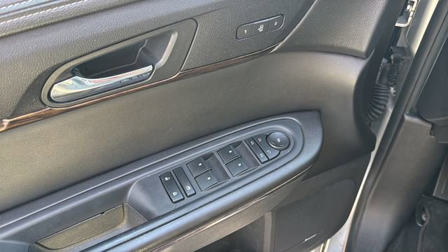 Used 2016 GMC Acadia Denali AWD/4WD image 18