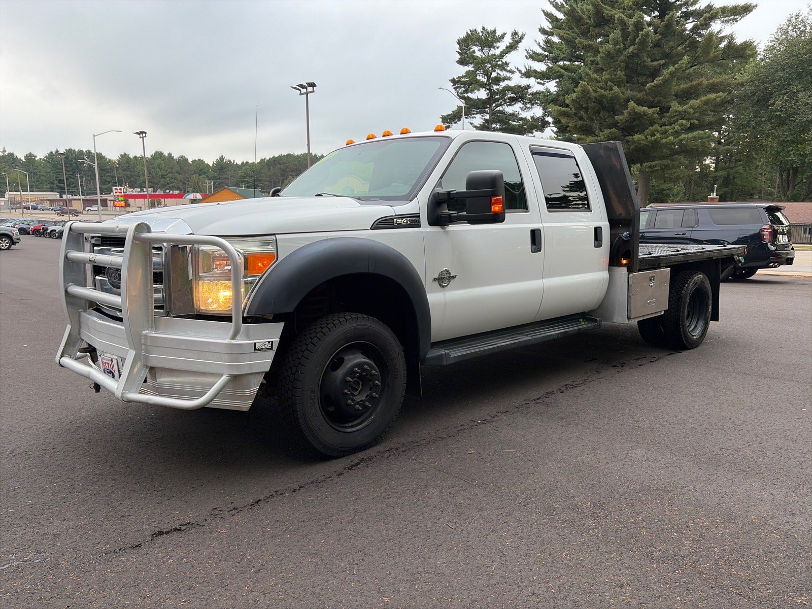 Used 2015 Ford F450 XL w/ Power Equipment Group AWD/4WD image 3