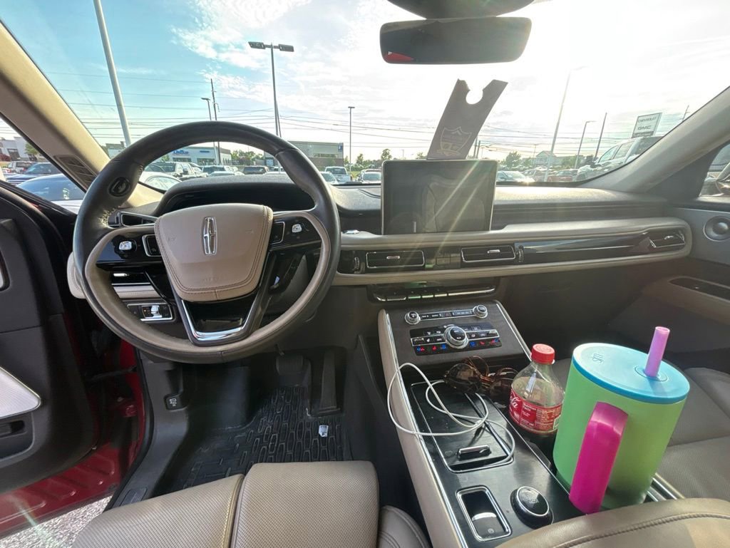Used 2020 Lincoln Aviator Reserve w/ Equipment Group 202A AWD/4WD image 11