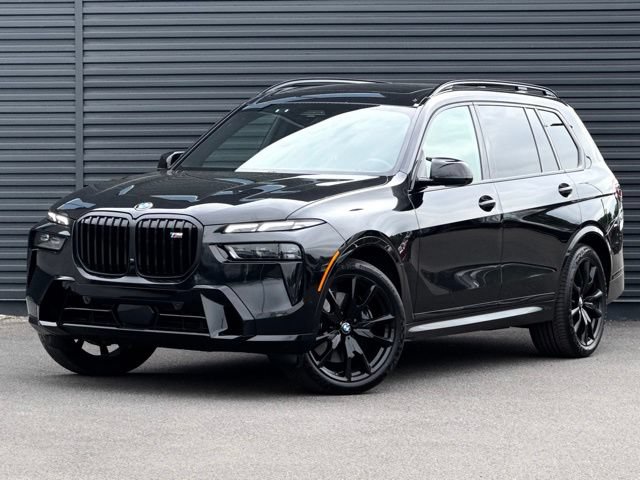 Used 2023 BMW X7 M60i w/ Executive Package AWD/4WD video 1