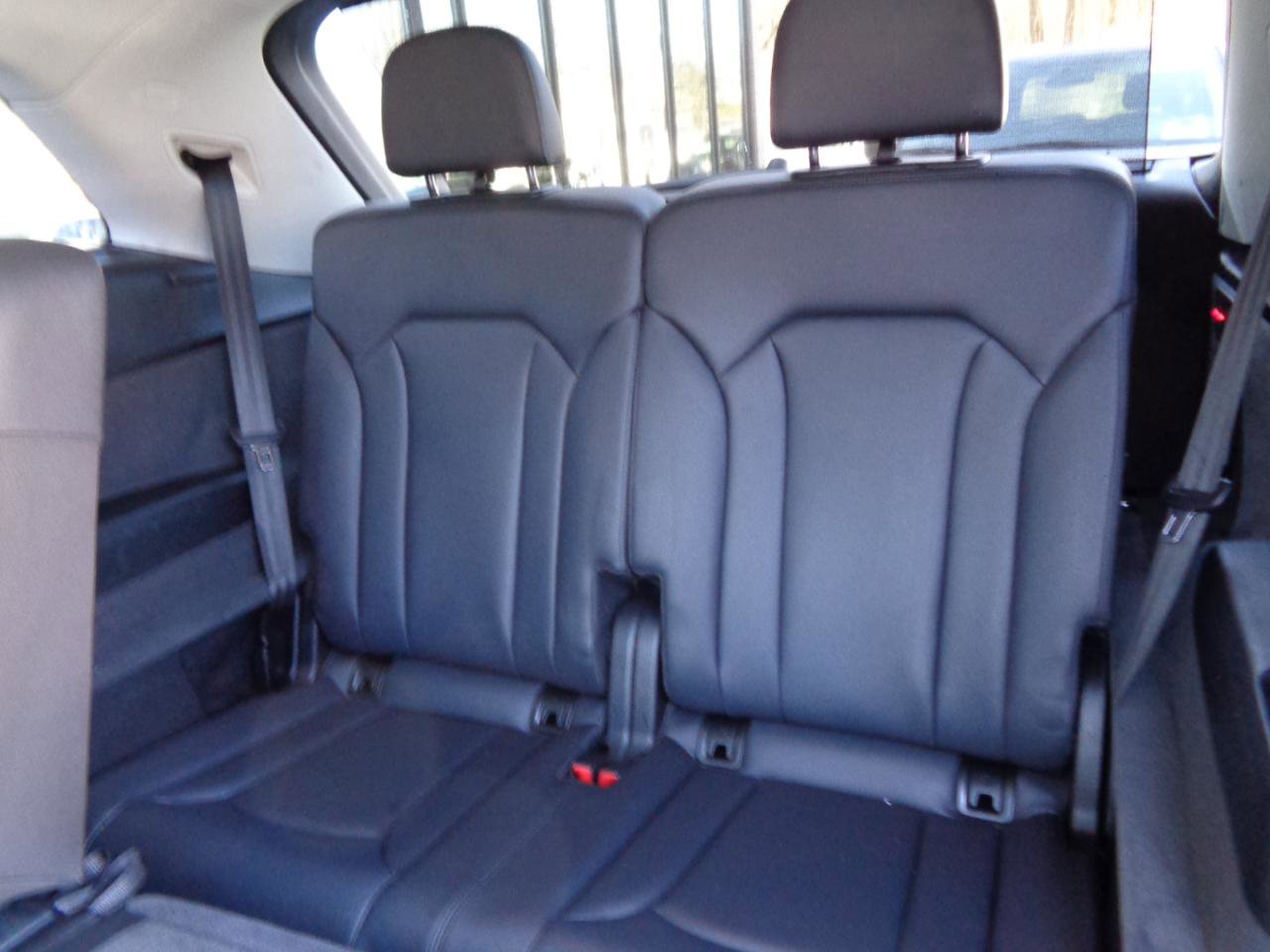 Used 2023 Audi Q7 3.0T Premium Plus w/ Premium Plus Package image 18