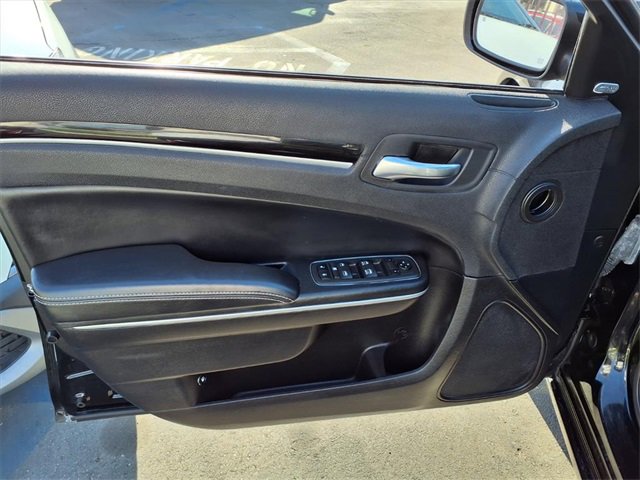 Used 2022 Chrysler 300 S image 11