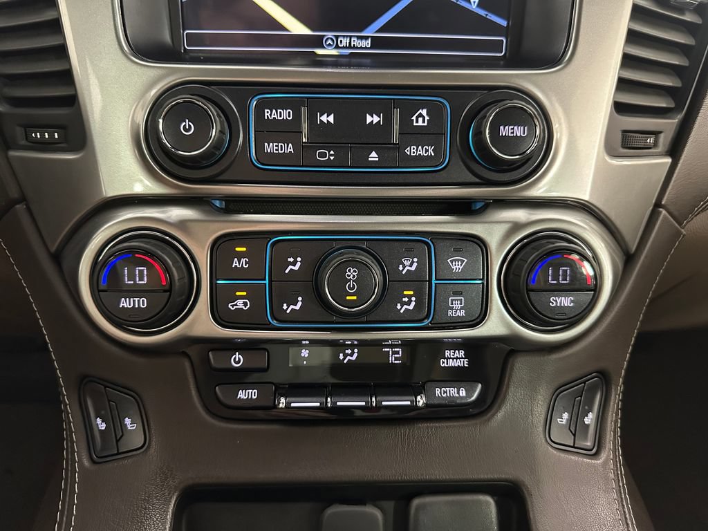 Used 2020 Chevrolet Suburban LT AWD/4WD image 20
