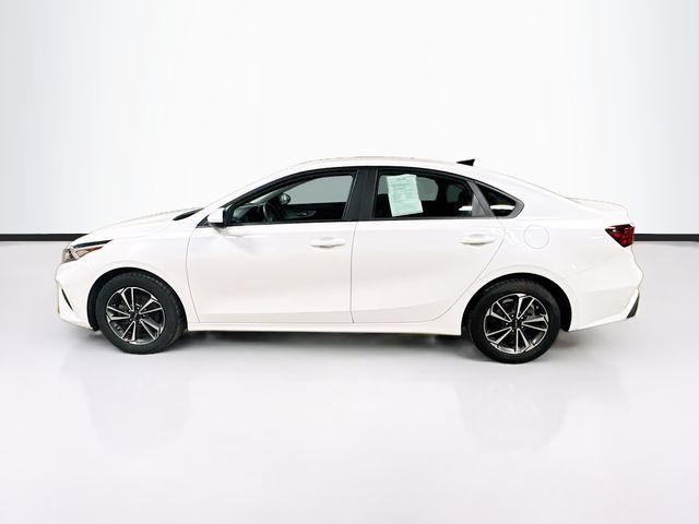 Used 2023 Kia Forte LXS FWD image 4