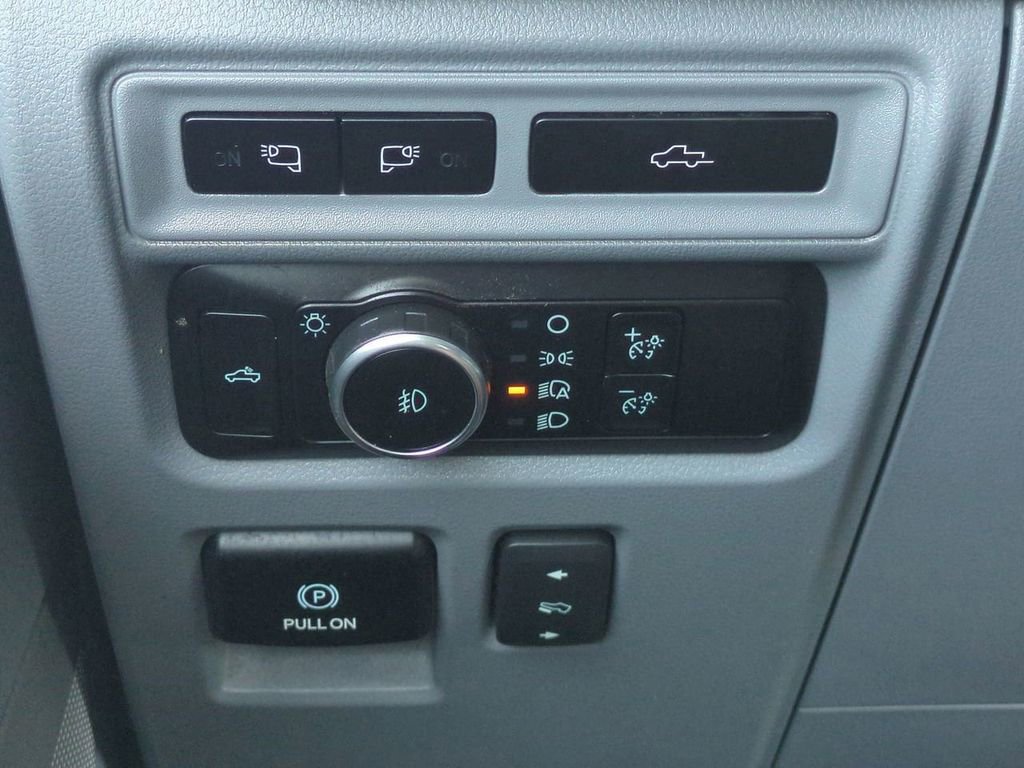Certified 2023 Ford F150 Lariat w/ FX4 Off-Road Package image 24