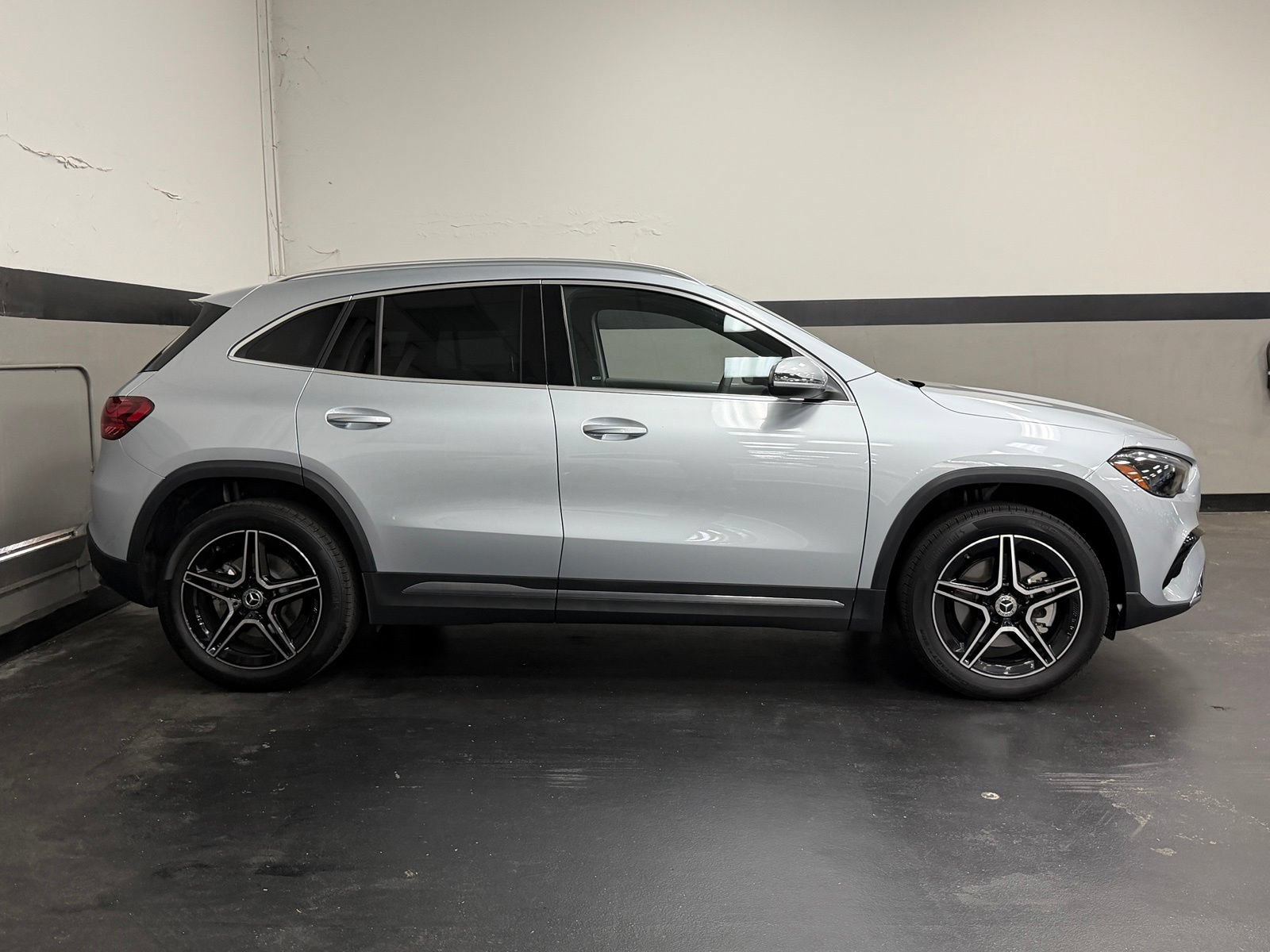 Used 2026 Mercedes-Benz GLA 250 image 5