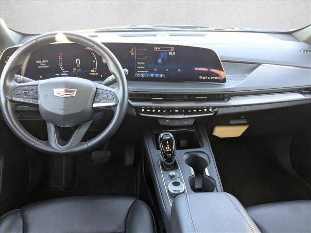Used 2025 Cadillac XT4 Premium Luxury FWD image 18