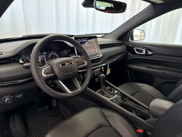 New 2026 Jeep Compass Latitude w/ Quick Order Package 29K AWD/4WD image 5