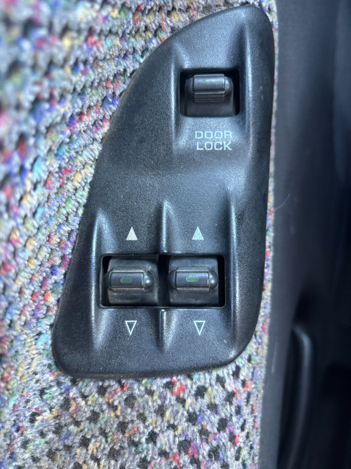 Used 1998 Dodge Ram 2500 Truck 4x4 Quad Cab image 16