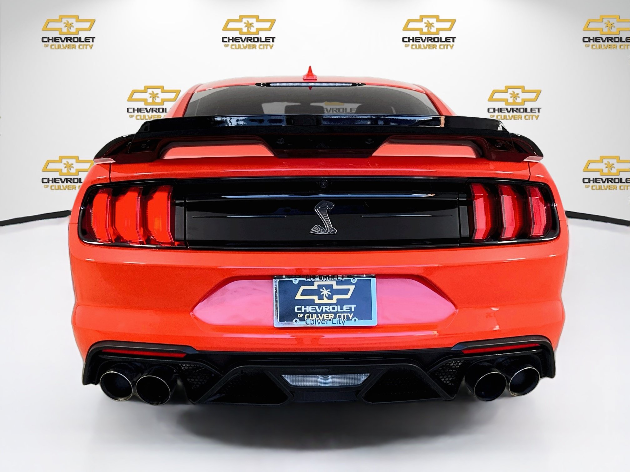 Used 2022 Ford Mustang Shelby GT500 w/ Technology Package RWD image 7