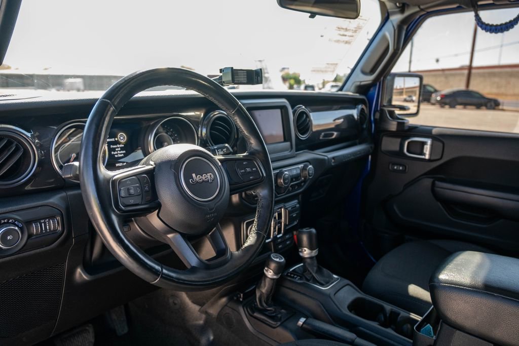 Used 2020 Jeep Wrangler Unlimited Sport image 14