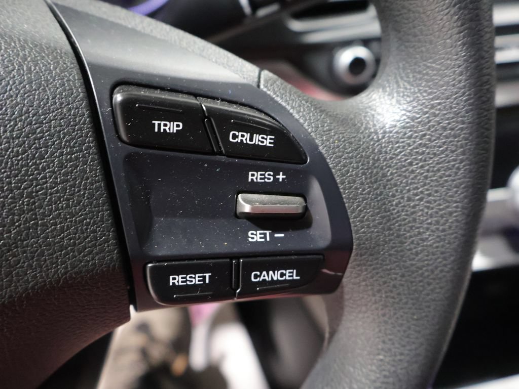 Used 2019 Hyundai Elantra SE FWD image 32