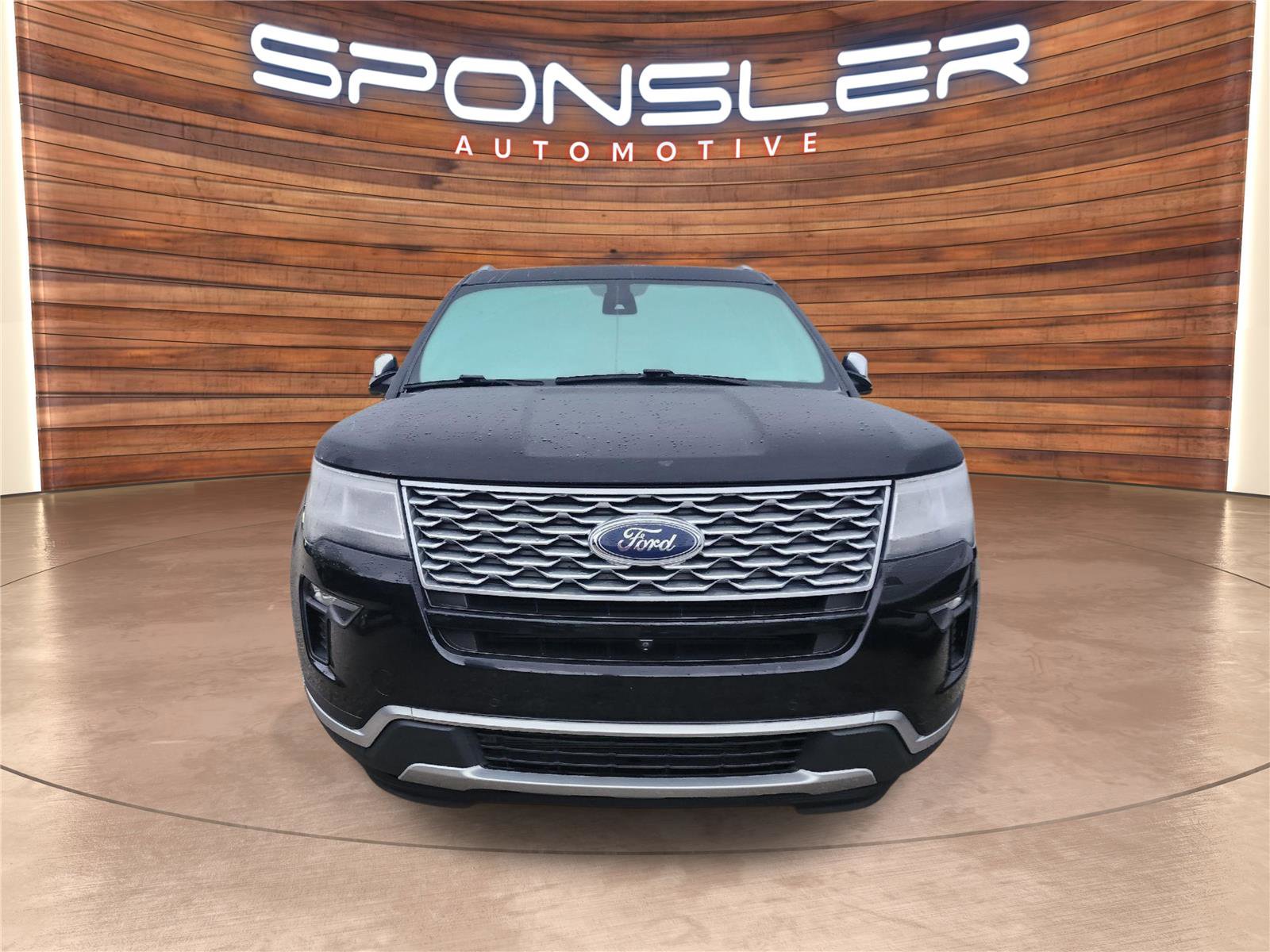 Used 2018 Ford Explorer Platinum image 8