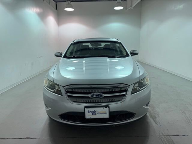 Used 2010 Ford Taurus Limited image 2