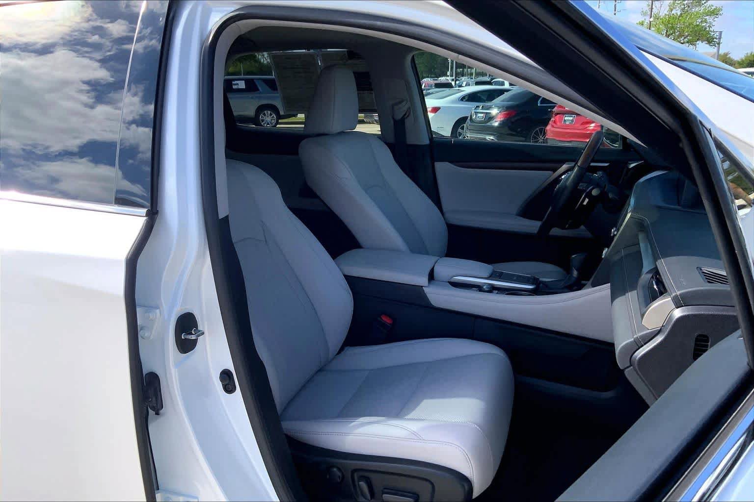 Used 2022 Lexus RX 350 FWD w/ Premium Package image 17