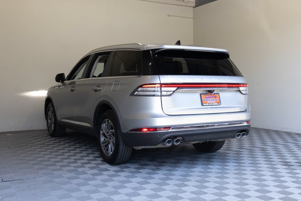 Used 2023 Lincoln Aviator AWD image 14