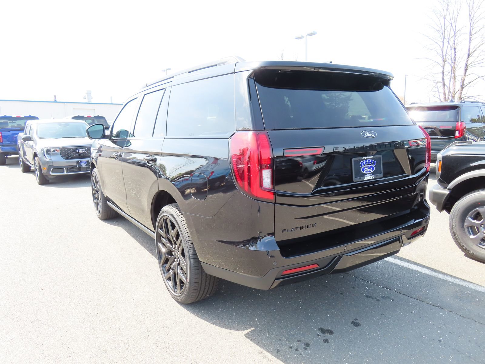 New 2026 Ford Expedition Platinum image 6