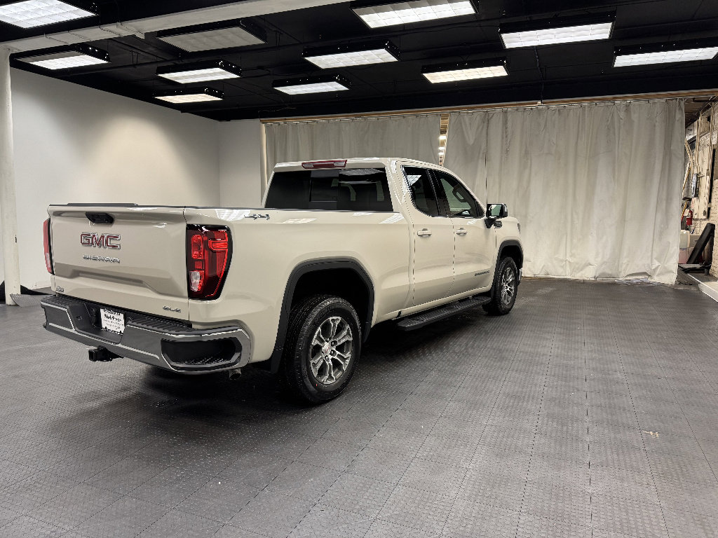 New 2026 GMC Sierra 1500 SLE w/ Preferred Package image 5