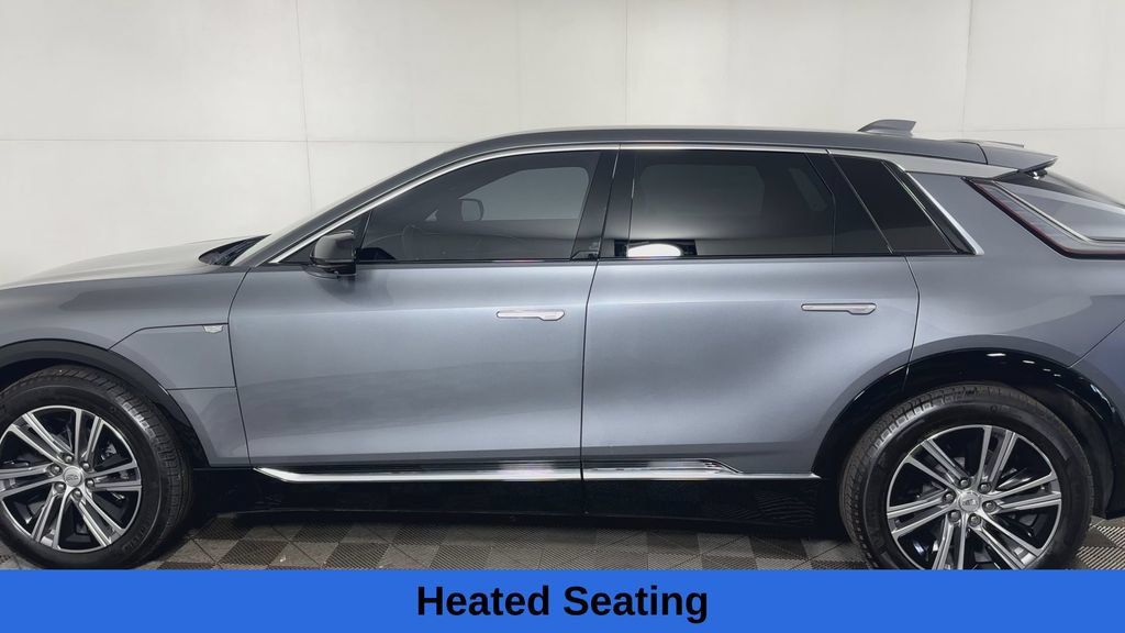 Used 2023 Cadillac Lyriq 2WD image 7