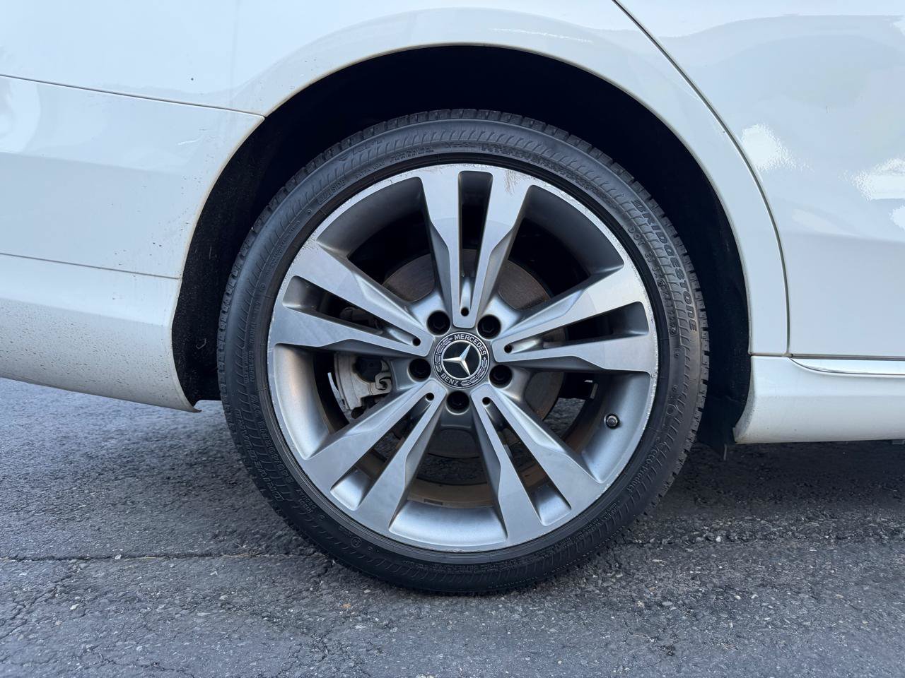 Used 2019 Mercedes-Benz C 300 4MATIC Sedan image 30