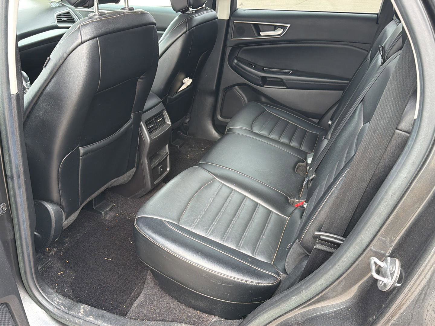 Used 2017 Ford Edge SEL w/ Equipment Group 201A image 9