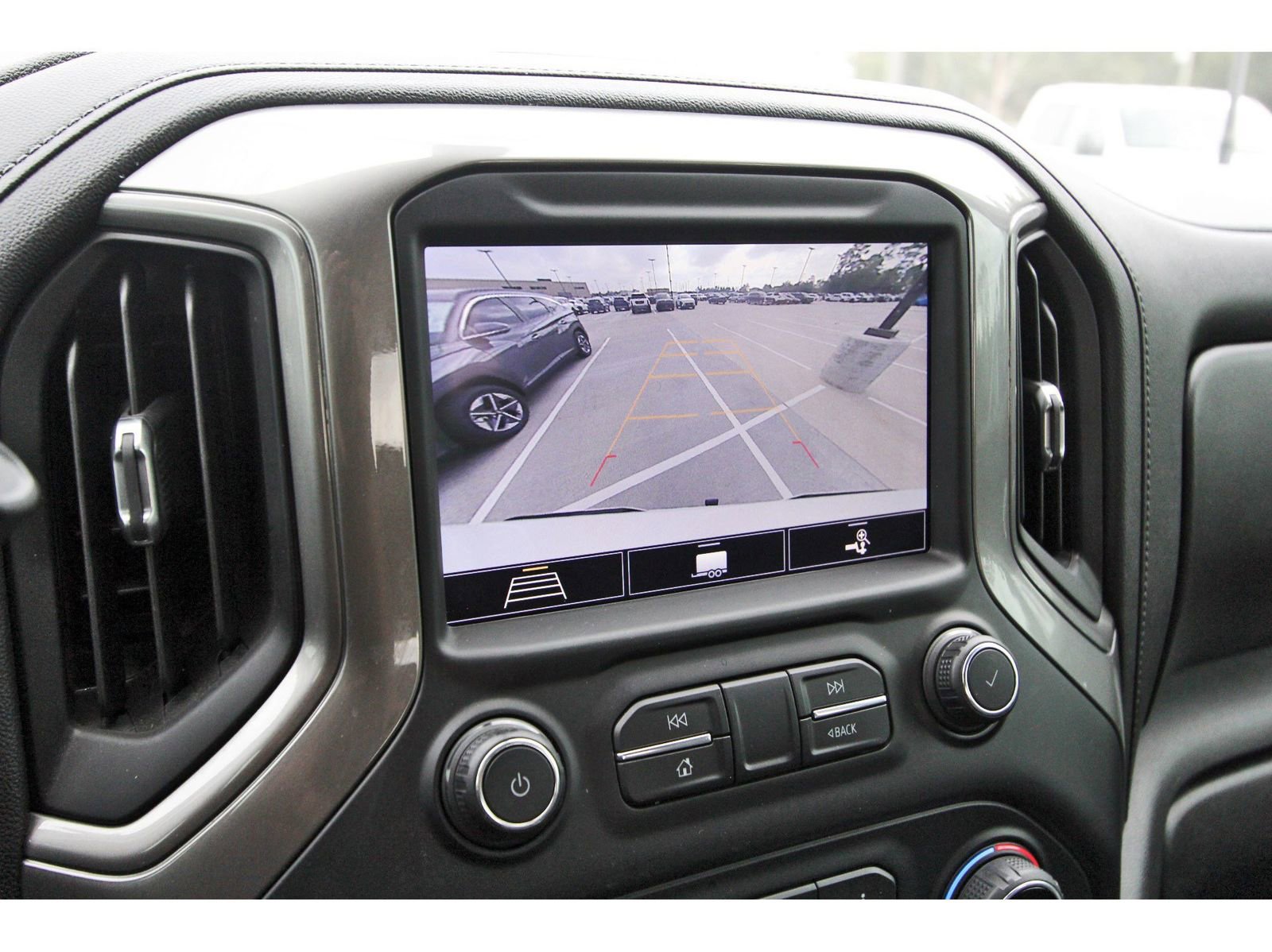 Used 2020 Chevrolet Silverado 1500 RST w/ Texas Edition image 22